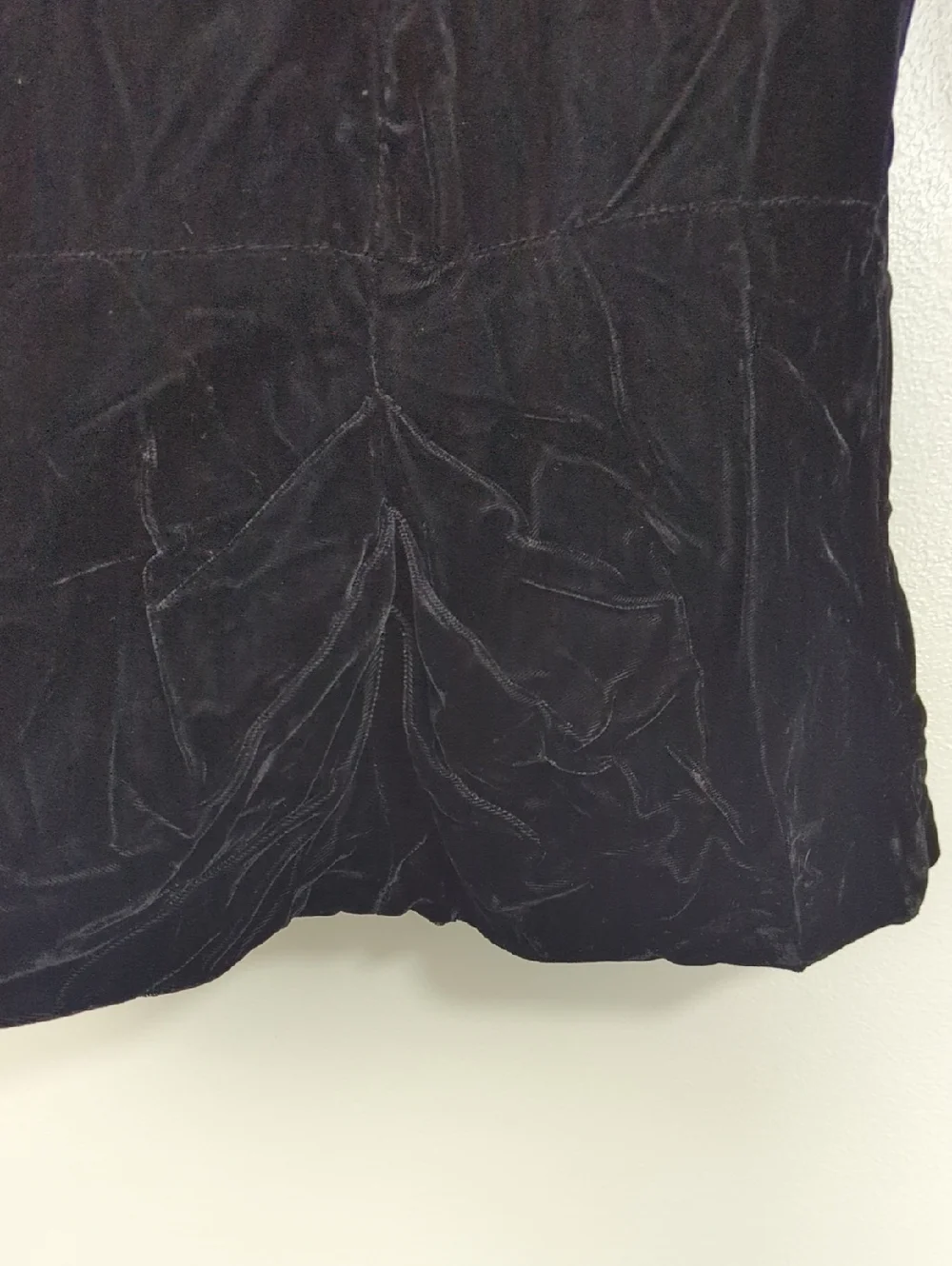 Vintage b.b. collections Dramatic Black Velvet & Ostrich Feather Jacket Size 6 - Picture 8 of 10